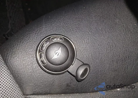 2008 Mini Cooper from USA, damaged, VIN WMWMF33548TT61313